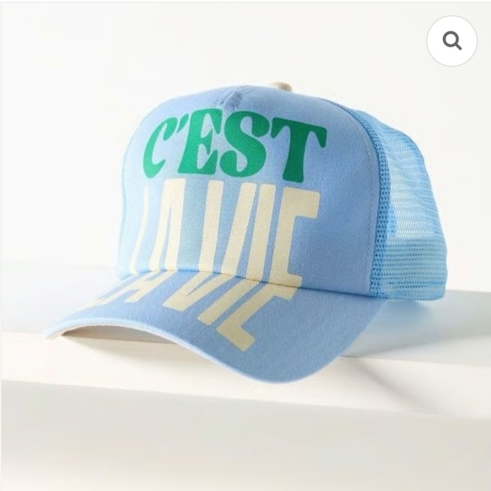 Anthropologie Coney Island Picnic Expressions C'est La Vie Trucker Hat. NWT.